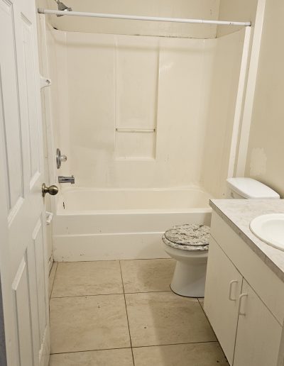 Guest Bath Before